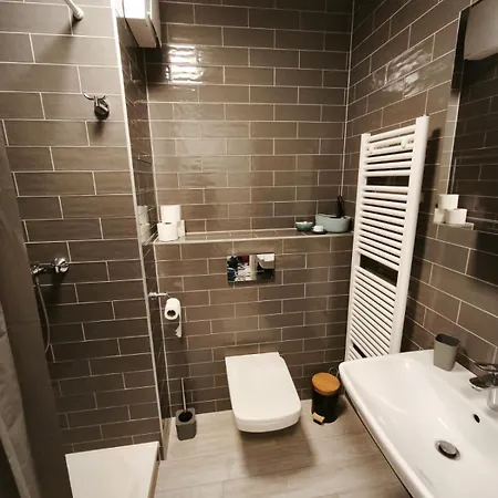 アパート Cozy Urban - Balcony With Garden View *