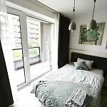 Cozy Urban - Balcony With Garden View