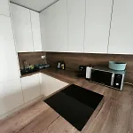 Cozy Urban - Balcony With Garden View * 브라티슬라바